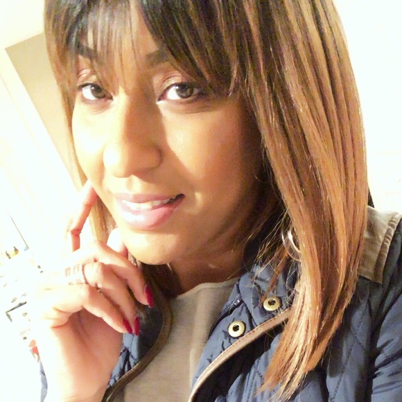 Meet your Posher, Miguelina - Picture 1 of 1